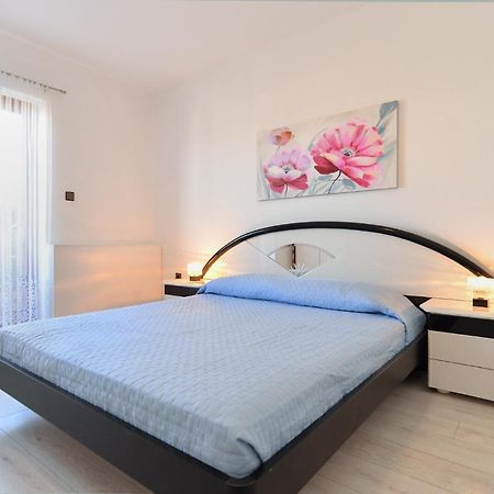 Willa House Pula 2080 Zewnętrze zdjęcie