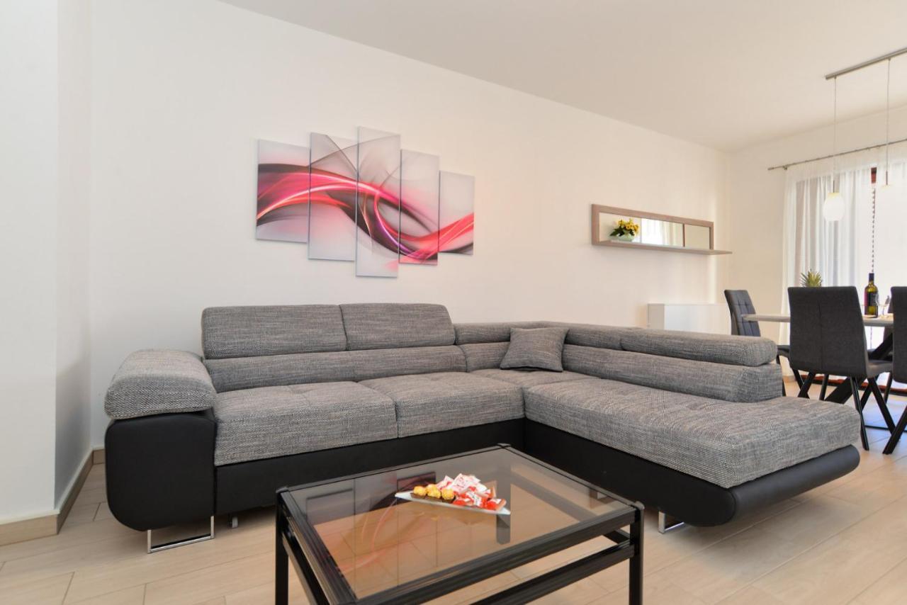 Willa House Pula 2080 Zewnętrze zdjęcie