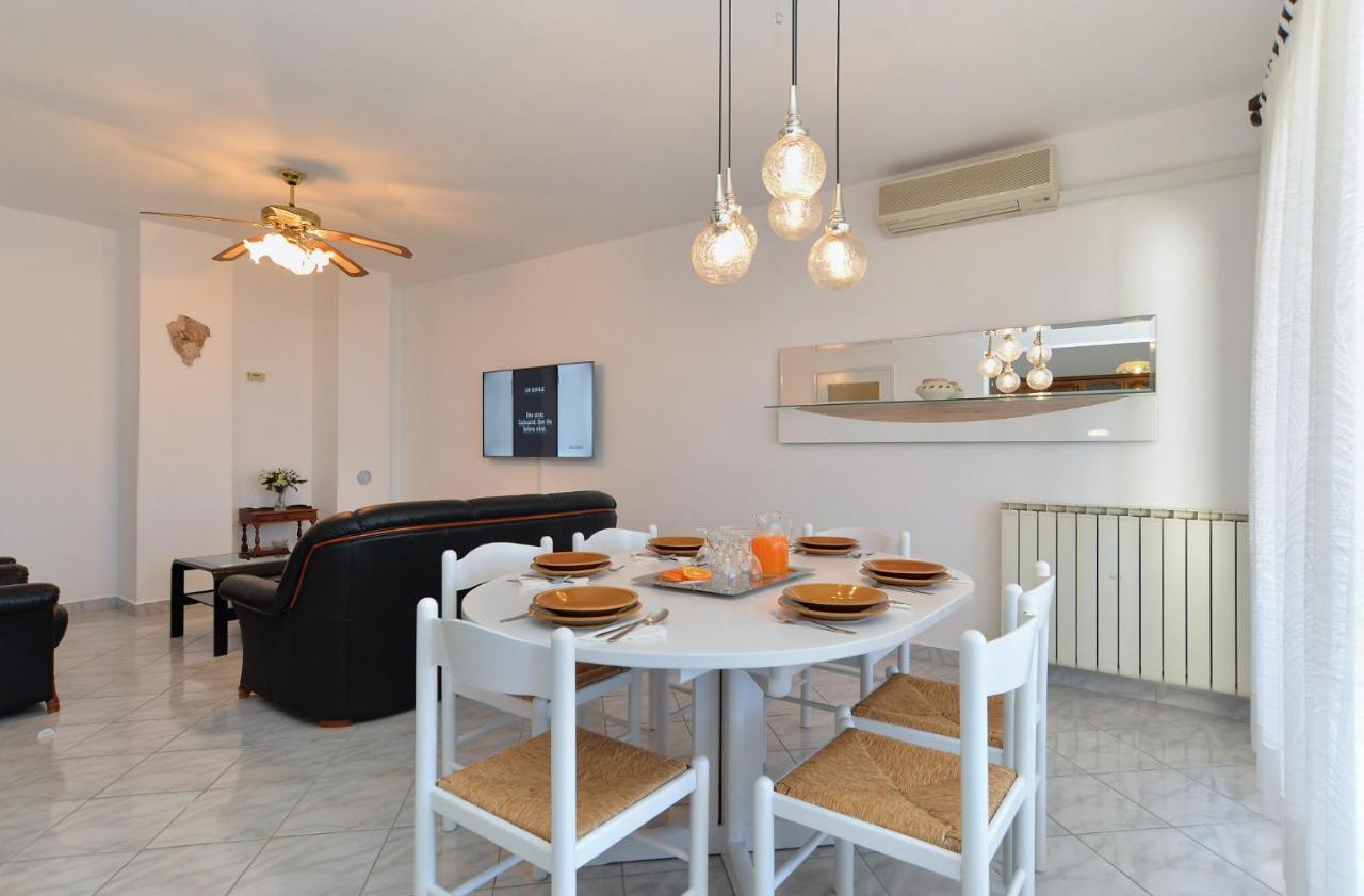Willa House Pula 2080 Zewnętrze zdjęcie