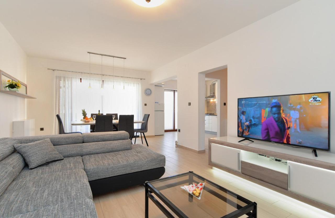 Willa House Pula 2080 Zewnętrze zdjęcie
