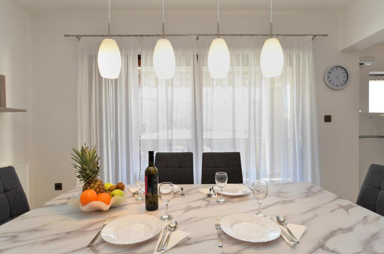 Willa House Pula 2080 Zewnętrze zdjęcie