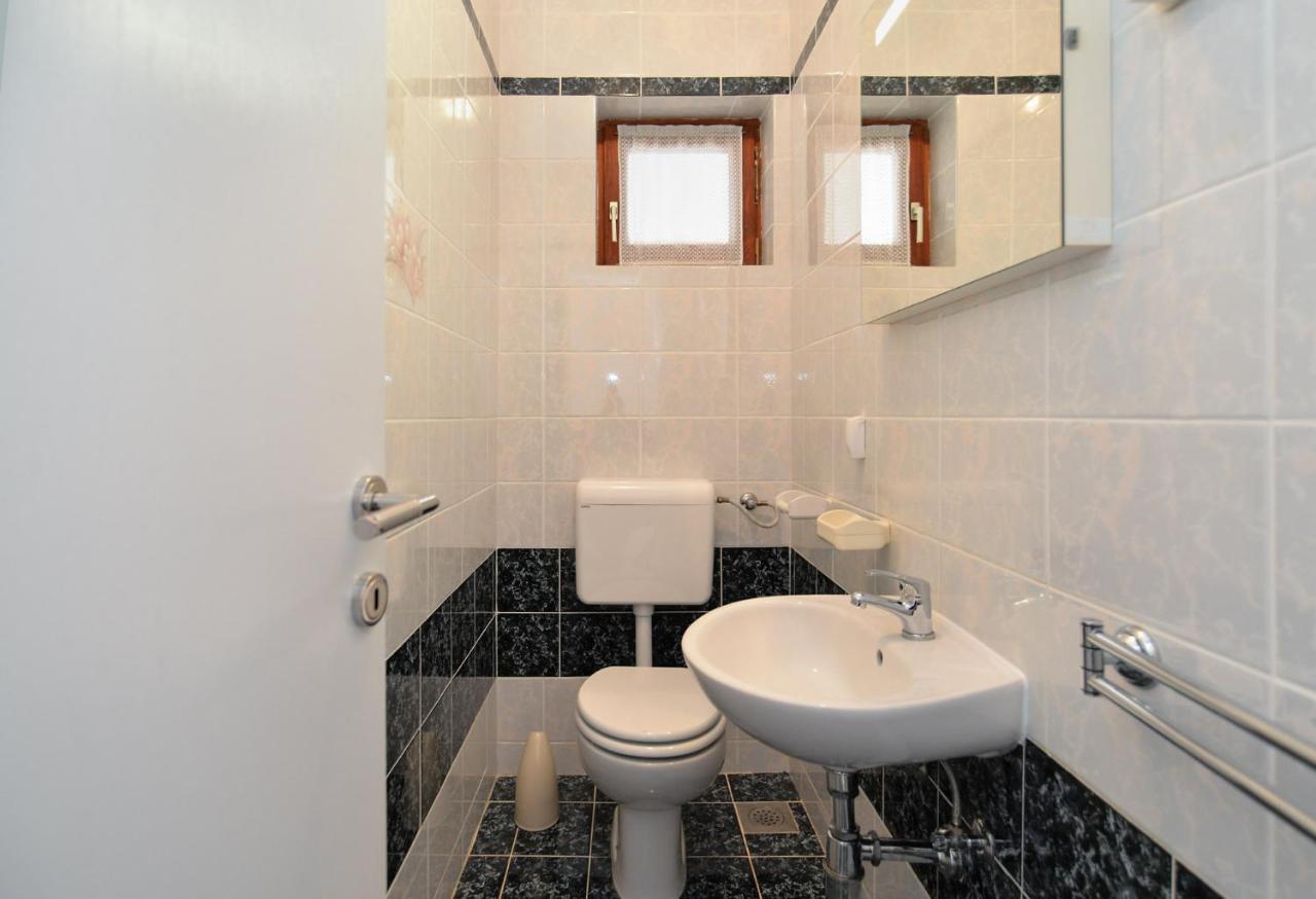 Willa House Pula 2080 Zewnętrze zdjęcie