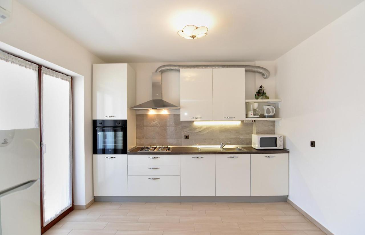 Willa House Pula 2080 Zewnętrze zdjęcie